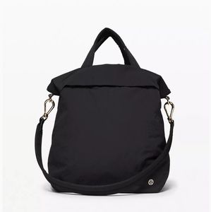 Luluemon On My Level Athletic bag 19L